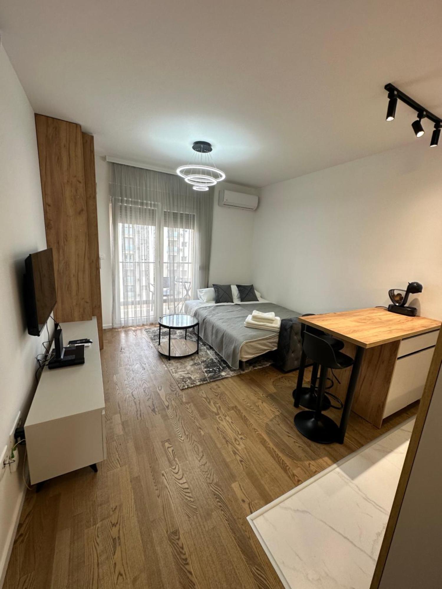 Luxury Apartments D&B Подгориця Екстер'єр фото