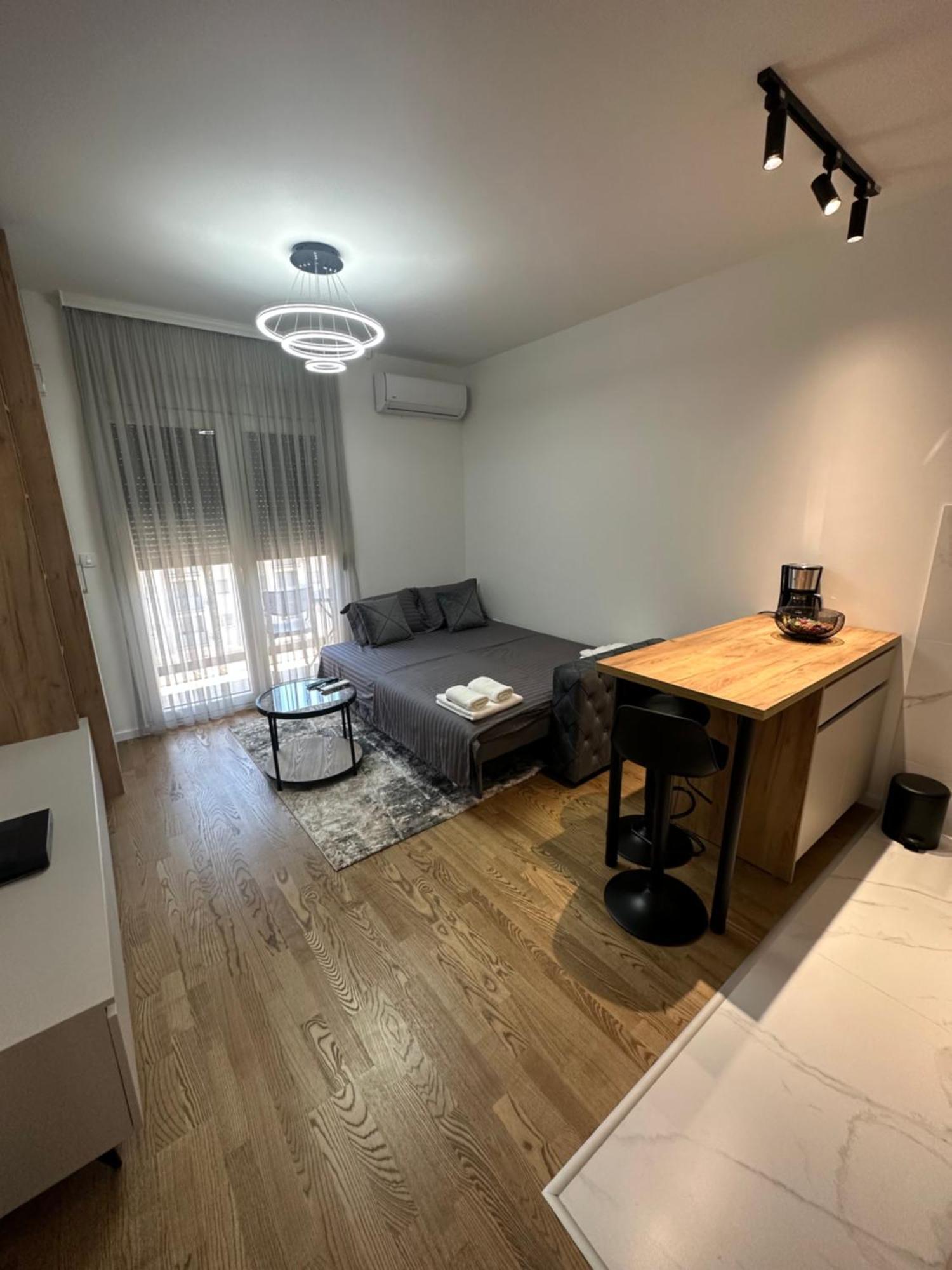 Luxury Apartments D&B Подгориця Екстер'єр фото
